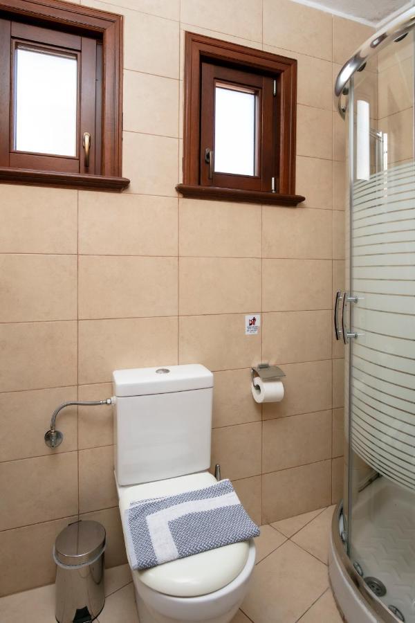 Magkafinis.el Apartments Mikros Prinos Bagian luar foto