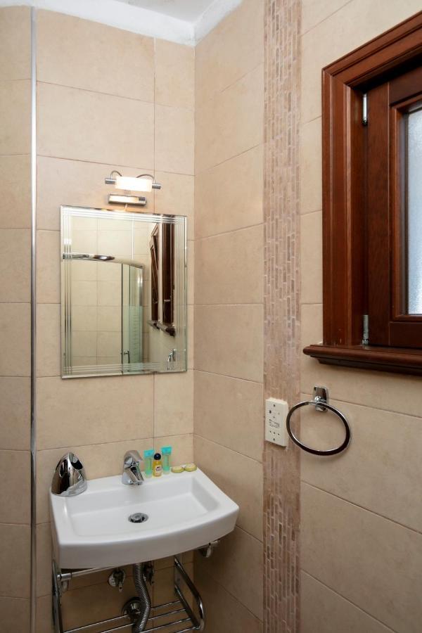 Magkafinis.el Apartments Mikros Prinos Bagian luar foto